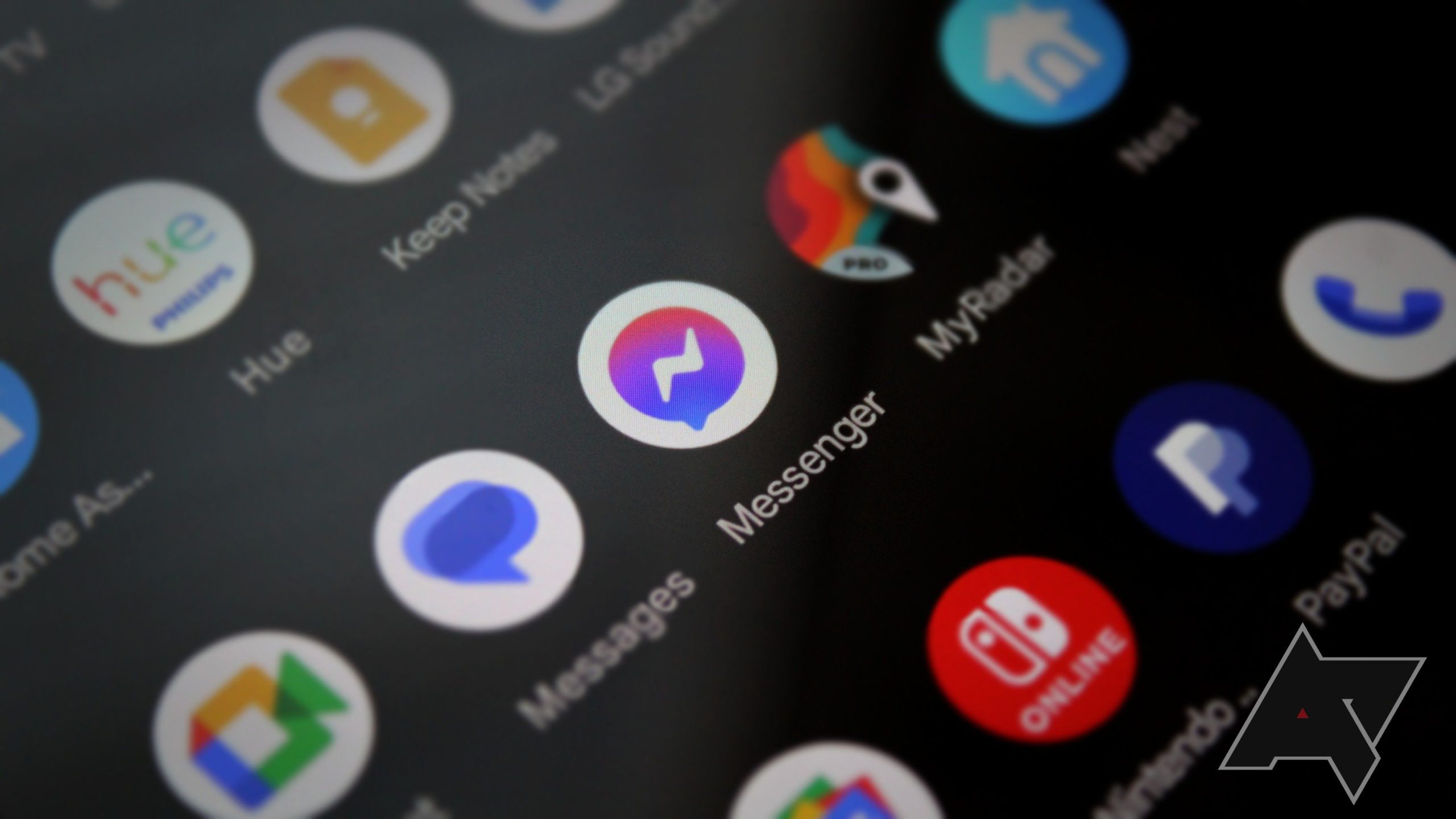 Facebook Messenger killing SMS next month