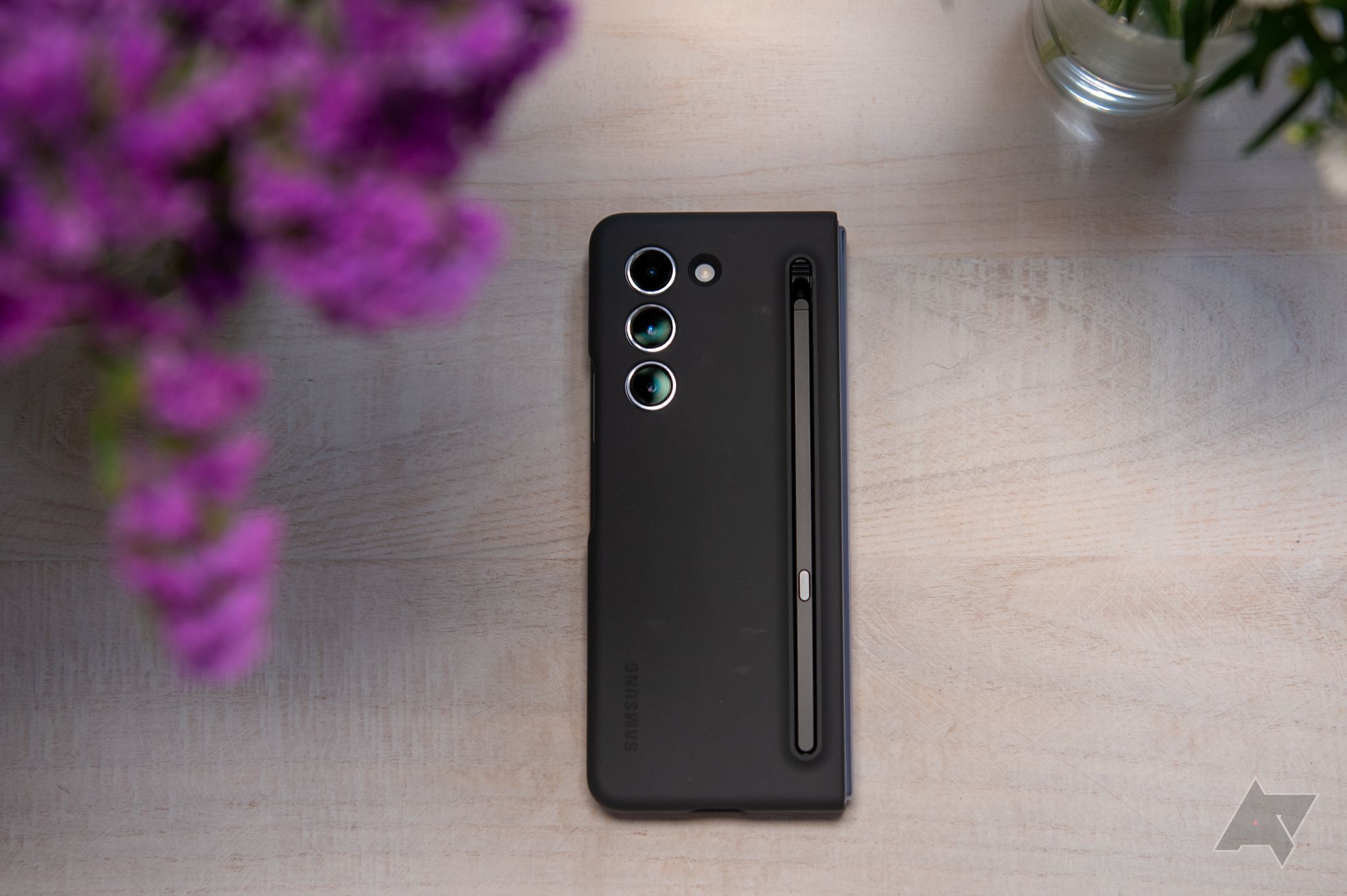 Does the Samsung Galaxy Z Fold 5 near with an S Pen?