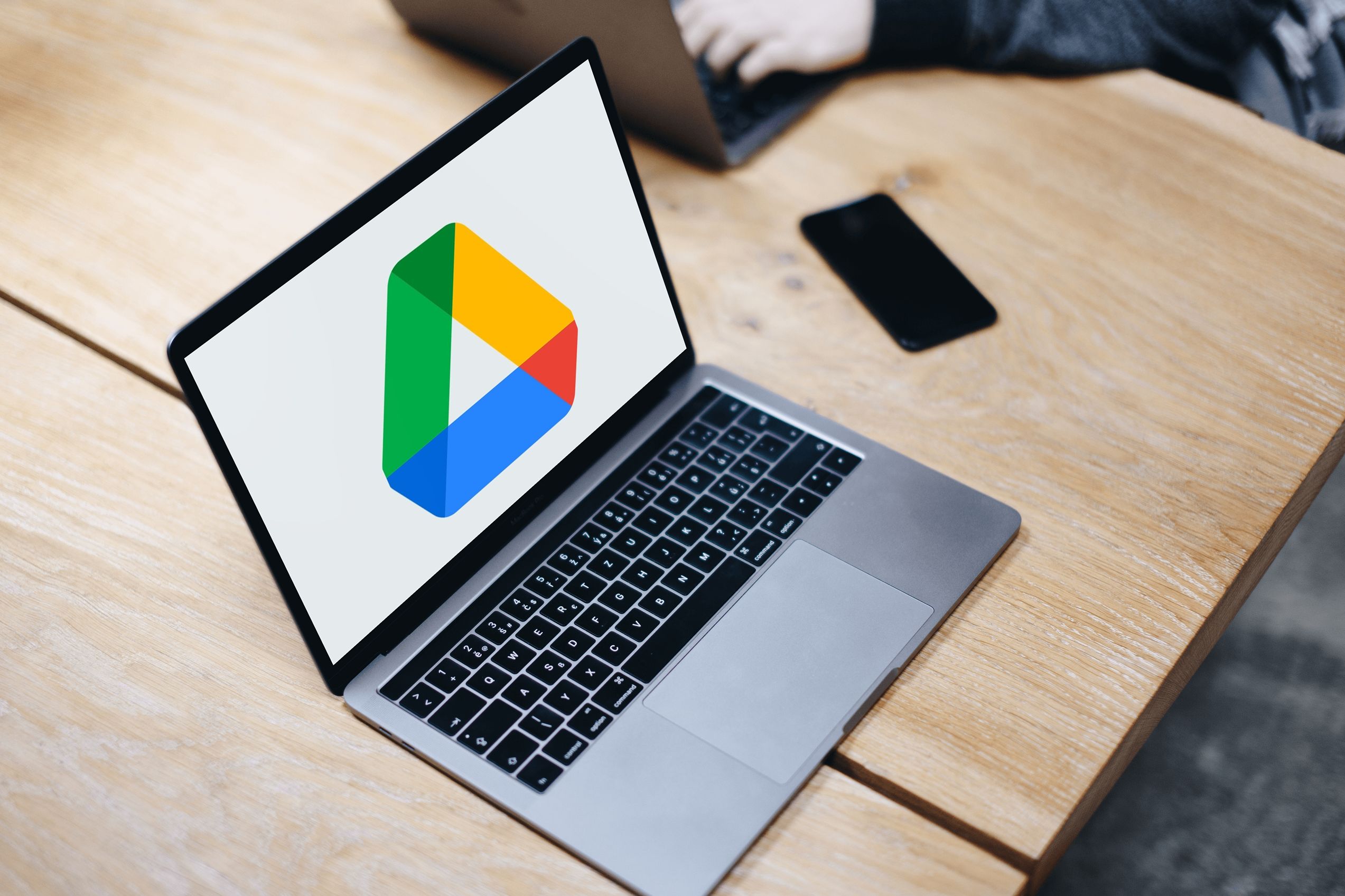 Straightforward strategies to squawk up and use Google Drive for your Mac