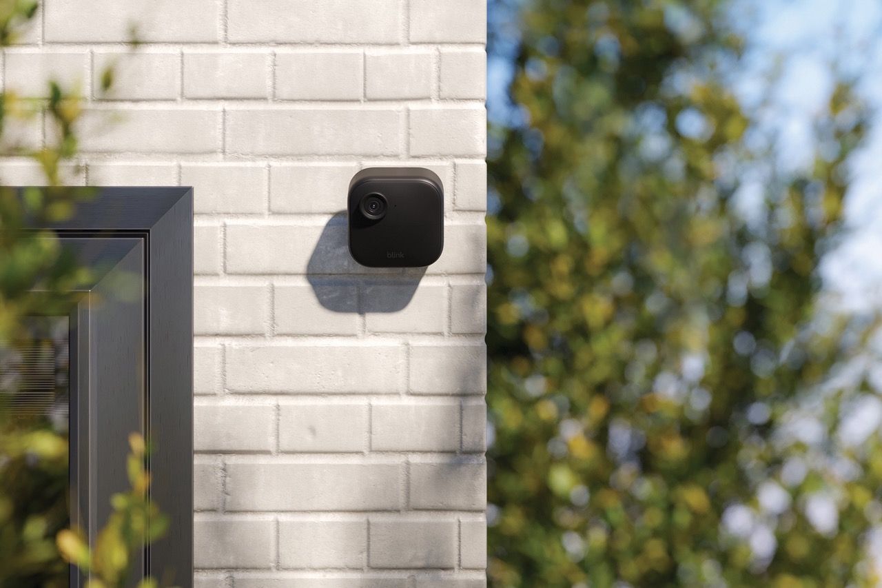Amazon’s unusual, wider-angle Blink Out of doors 4 security cam is on hand now