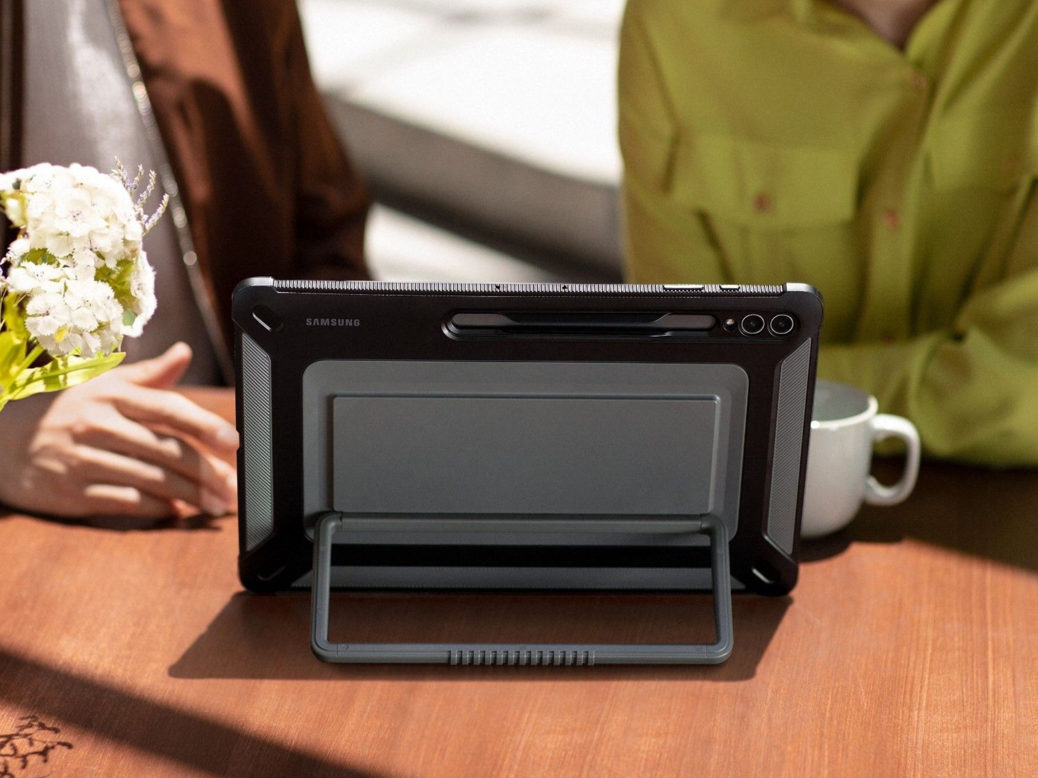 Handiest Samsung Galaxy Tab S9 stands and kickstand cases in 2023