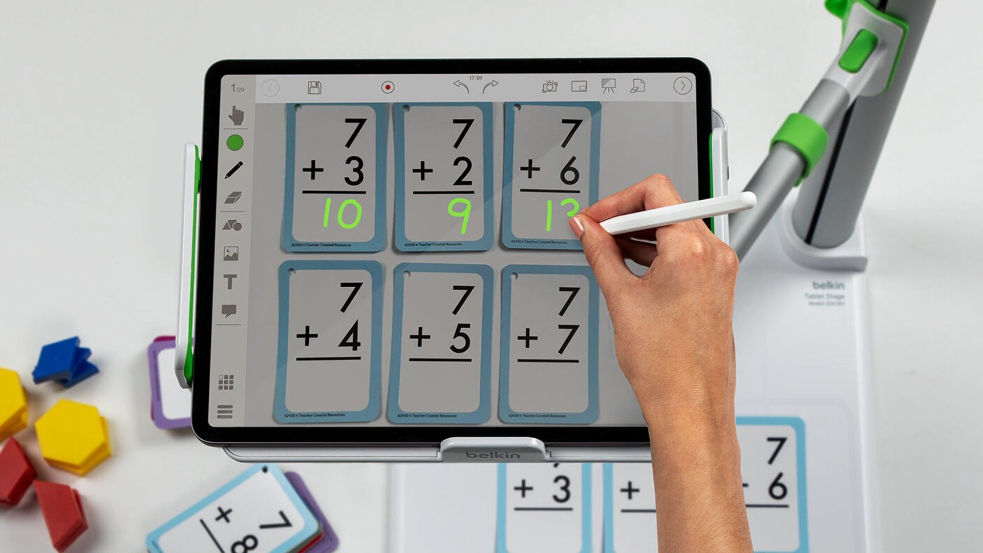 Simplest pill and e-reader stands in 2023
