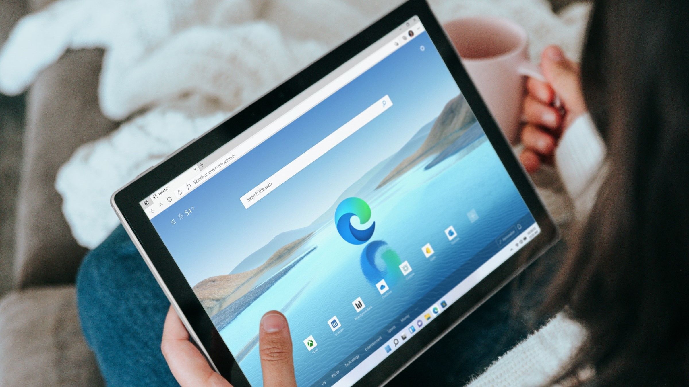 The technique to remotely entry and withhold watch over your PC from a mobile phone