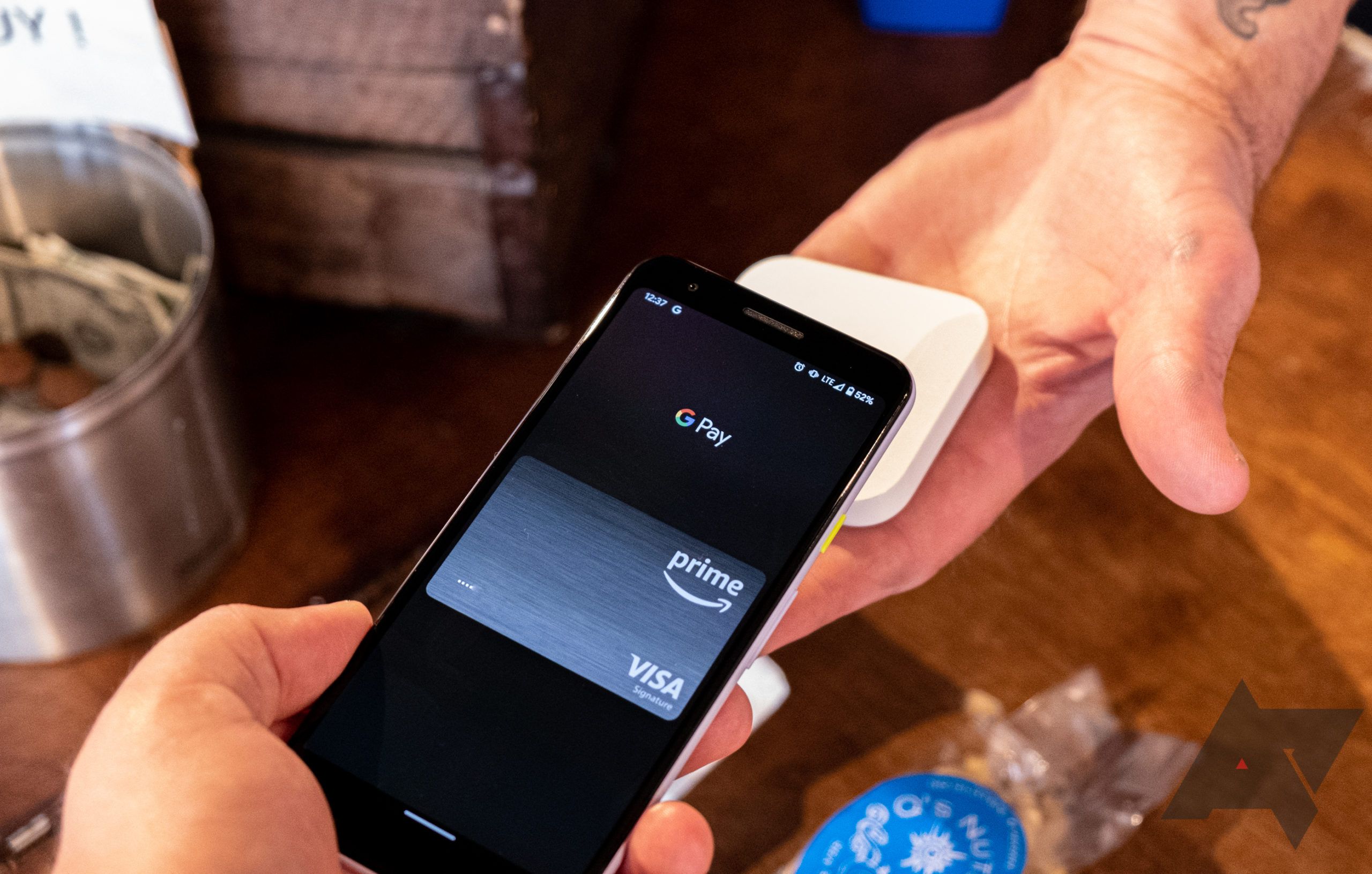 Google Pay vs. Samsung Pay: Which faucet to pay machine is most attention-grabbing?