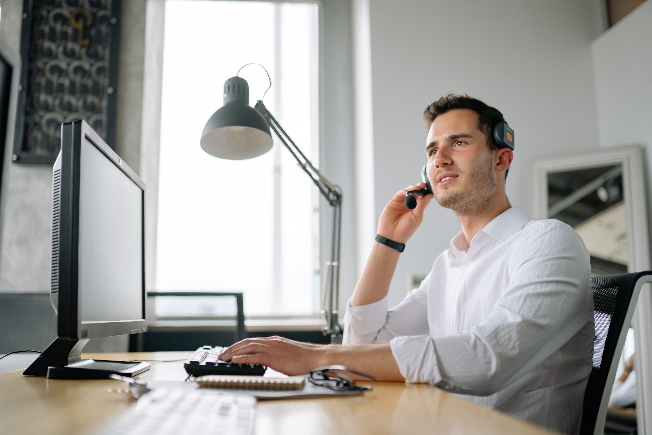 Methods to contact Fitbit customer crimson meat up