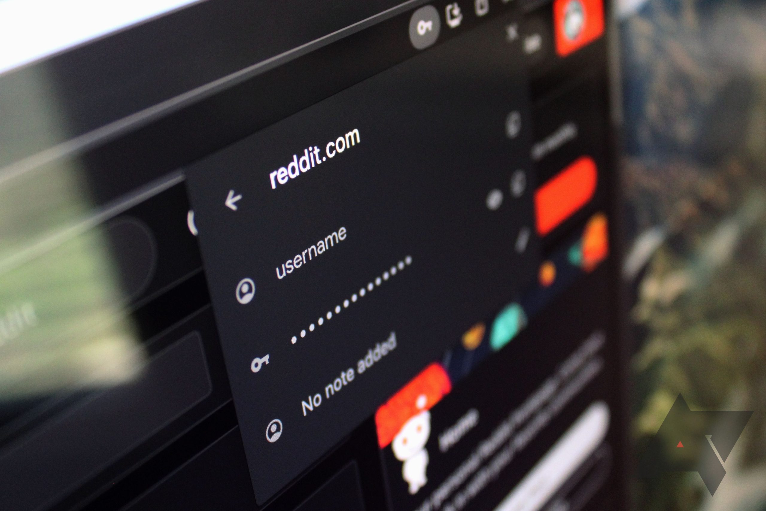 How to commerce your Chromebook password